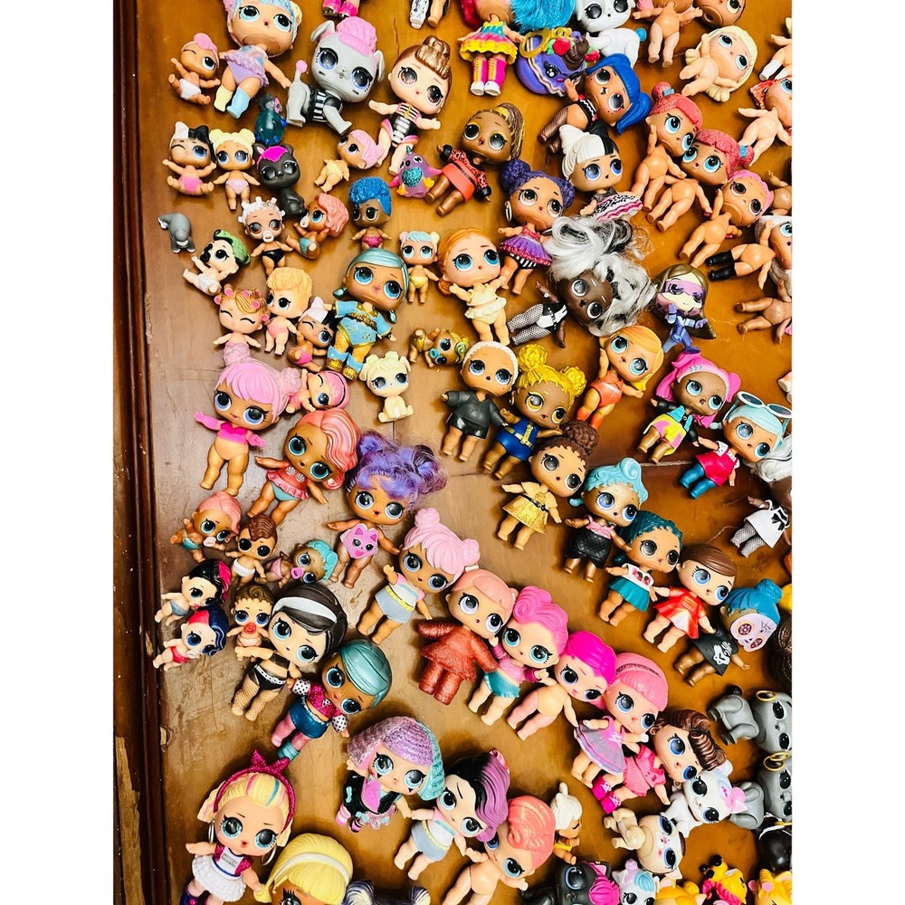 Large Lot   of over 120 LOL DOLLS preloved
